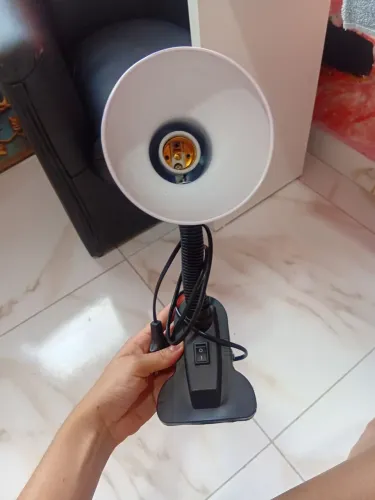 Luz para mesa de nail