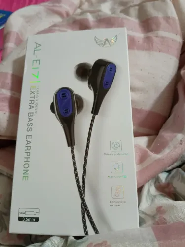 Fone de ouvido com fio
