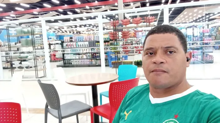Trabalhamos com faxineira