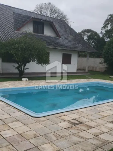 Casa na Praia de Nereidas | 6 Quartos, sendo 2 suíte | 840 M² | Registrada| 9 Vagas de gar