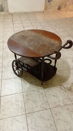 Barzinho antigo para sala