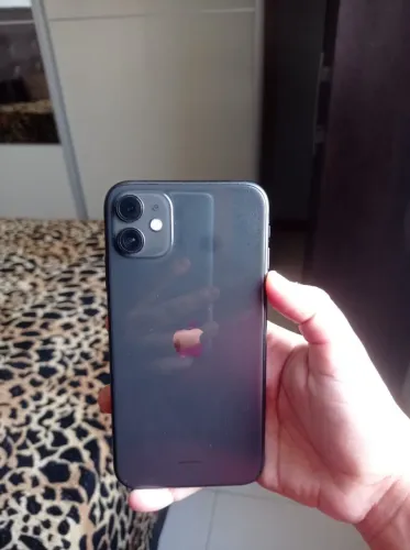 Vendo iPhone 11 64gb