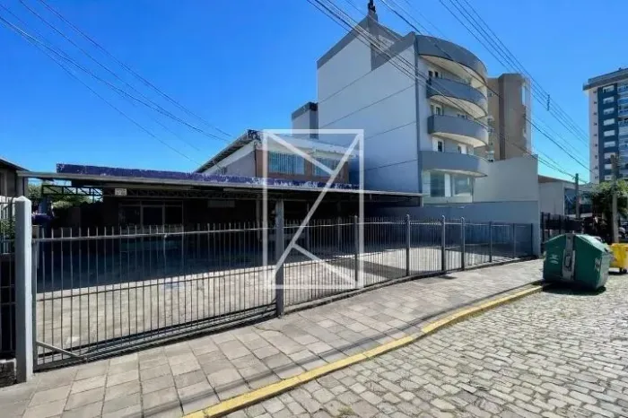 Casa Comercial 6485