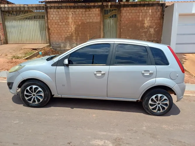 Ford Fiesta S 1.0 8V Flex 5P 2014