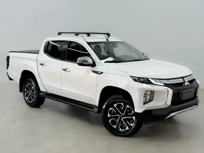 Mitsubishi L200 Triton Sport HPE-S 2.4 CD Dies. AUT 2025