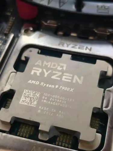Ryzen 9 7900x