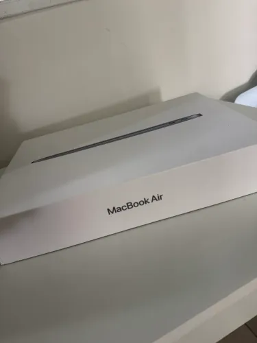 Caixa original Mac Book 