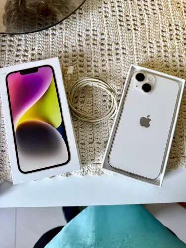 iPhone 14 256 GB Branco excelente estado . Sem marcas de uso.