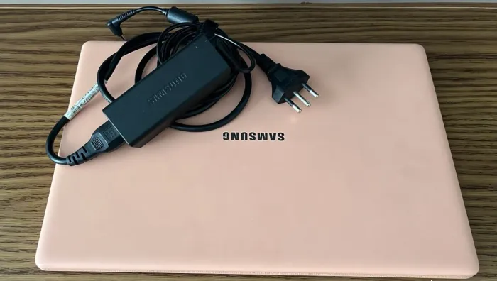 Notebook Samsung rosa
