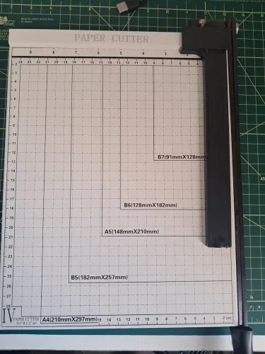 Guilhotina papel A4 manual