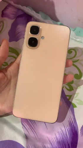 Celular à venda