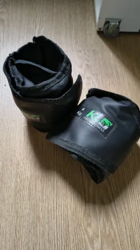 Kit 2 halteres 3kg + 2 caneleiras 4kg