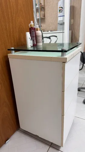 Carrinho auxiliar salao