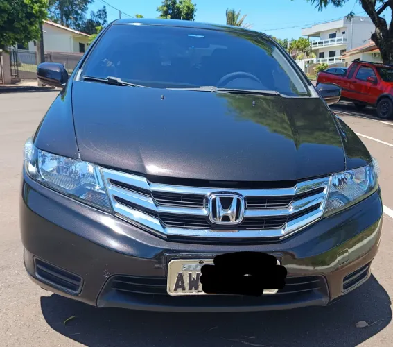 Honda City Sedan LX 1.5 Flex 16V 4P Aut. 2013