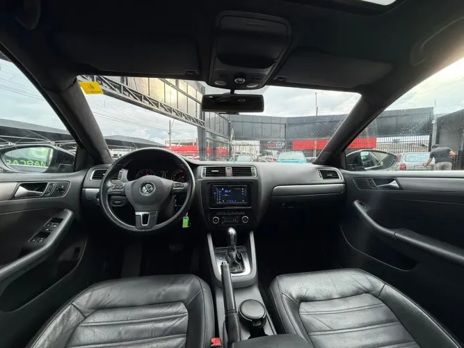 Volkswagen Jetta Highline 2.0 TSI 16V 4P Tiptronic 2012