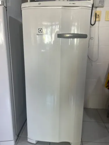 Freezer Electrolux 145l 