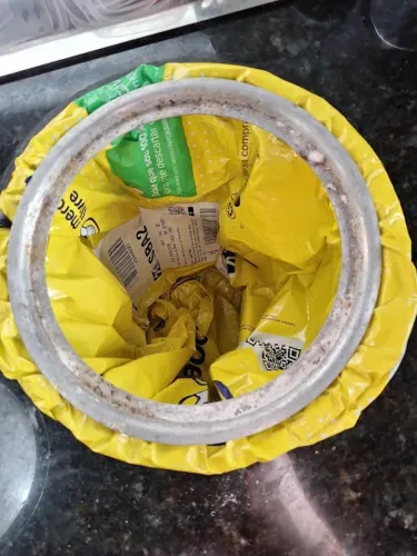 Lixeira em INOX com instalação