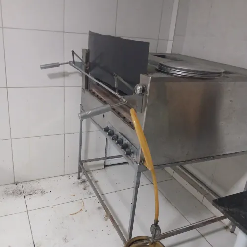 Vendo esse excelente forno guilhotina com infra..