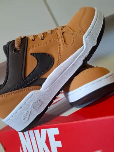 Tenis Nike Full Force Low