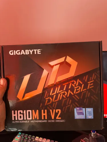 Placa mãe da GIGABYTE H610M H V2 DDR5 LGA 1700
