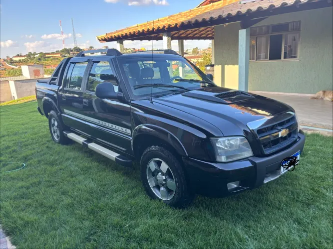 Chevrolet S10 Pick-up Exec. 2.8 4X4 CD TB Int.dies 2010