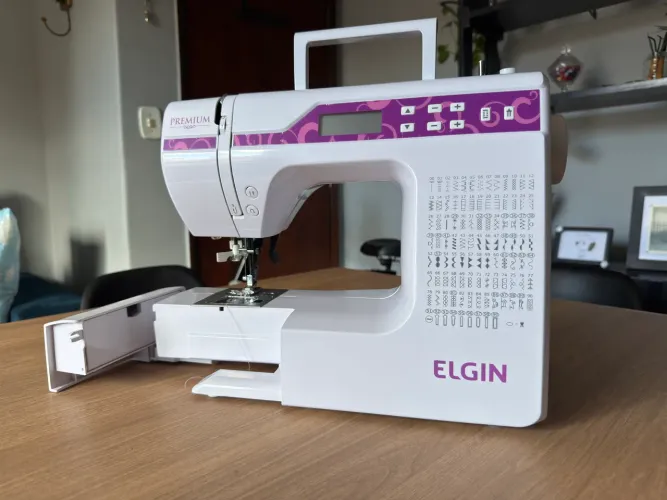 Máquina de Costura Elgin Premium - JX 10000-0