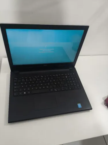 Notebook Dell i3