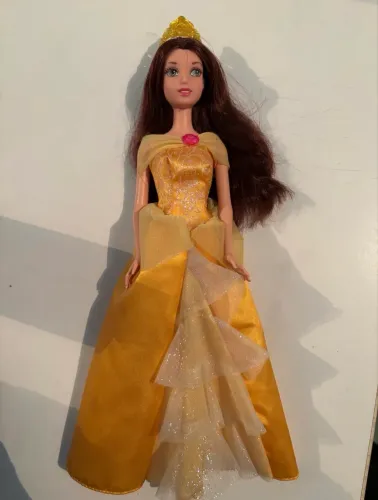 Boneca Barbie Bella Disney Mattel seminova