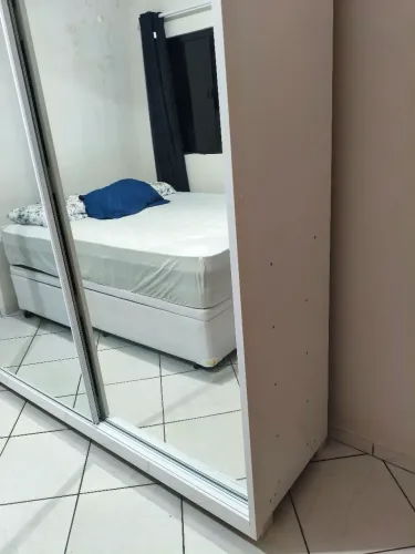 Guarda roupa grande branco
