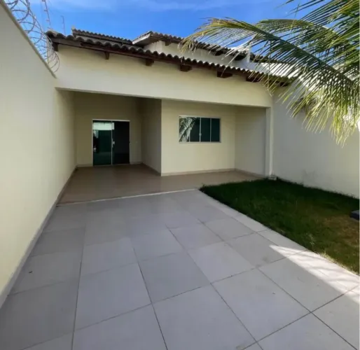 CASA NO SOBRADINHO