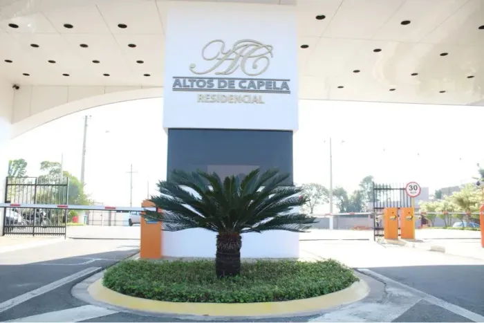 Terreno 450 m² no condomínio Altos de Capela