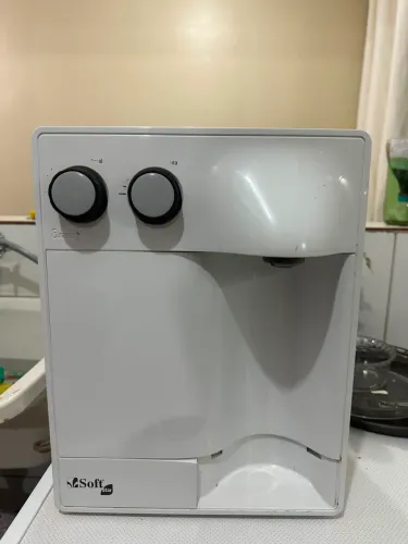 Purificador de água Soft star, funcionando normalmente.