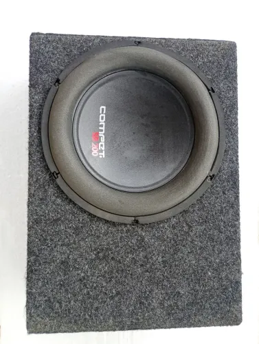 Vendo Caixa SUBWOOFER COMPET 10 POLEGADAS 200 RMS Novo Nunca Usado