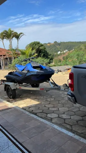 Jetski spark trixx 22/23 , apenas 70 horas  