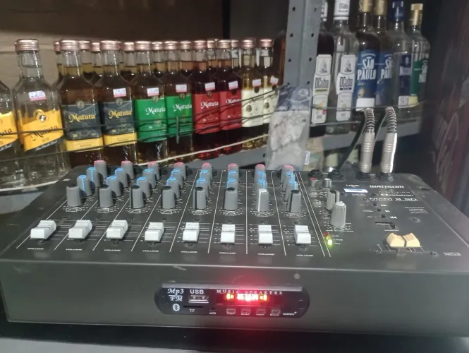 Mesa watssom com Bluetooth