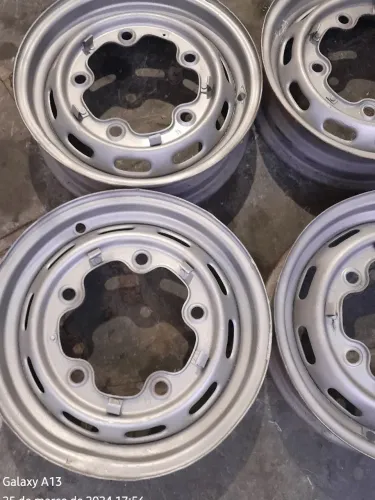 Rodas Karman ghia e Fusca 5furos aro 15
