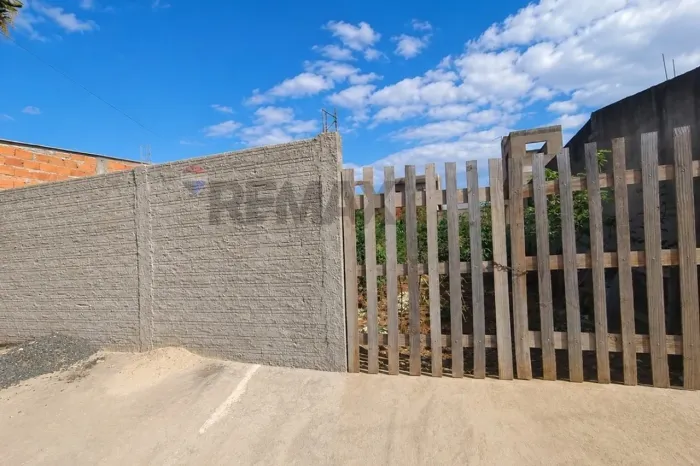 Terreno 250m2 - Terras de Santa Maria
