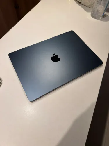 Macbook Air M4 | 15? | 16 gb ram | 256ssd | Azul