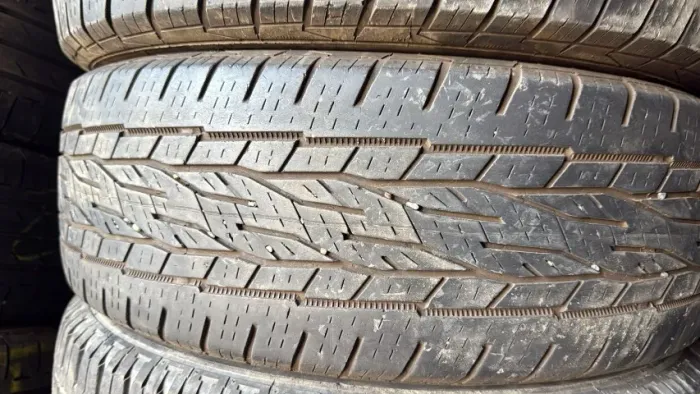Pneu 215/55/16 Continental  70 % vida util