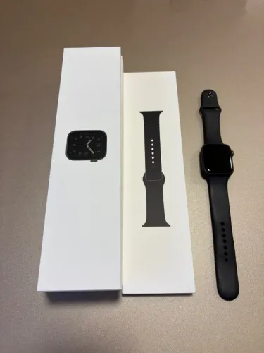 Apple Watch SE 44mm