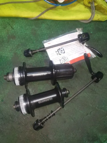 Cubo 32 furos shimano centerlock 12 velocidades 