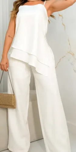 Conjunto elegante branco