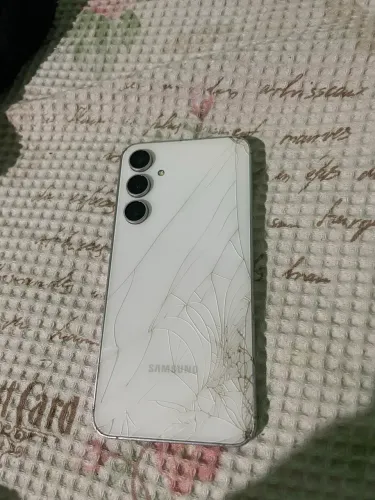 Samsung S23 FE 