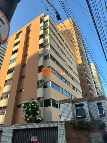 AMPLO, MOBILIADO E A 80M DO MAR - OPORTUNIDADE NO MEIRELES!