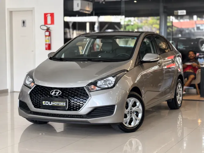 Hyundai HB20S Comfort Plus 1.0 Flex 12V Mec. 2019