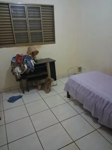 Aluga se quarto para rapazes