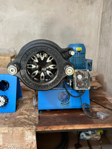 Máquina de prensar mangueira 