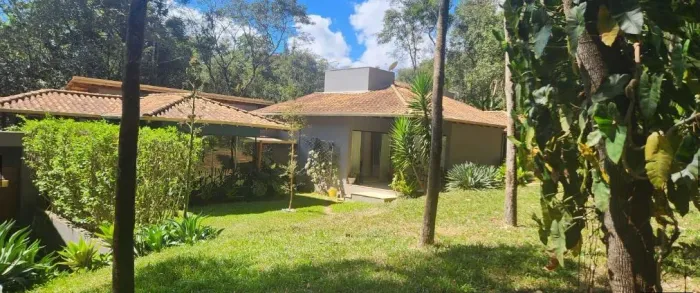 Sítio em Macacos/Área comercial