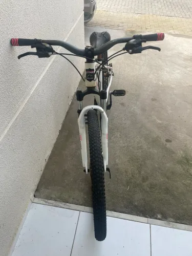 Bicicleta CXR Aro 29 - Excelente Estado