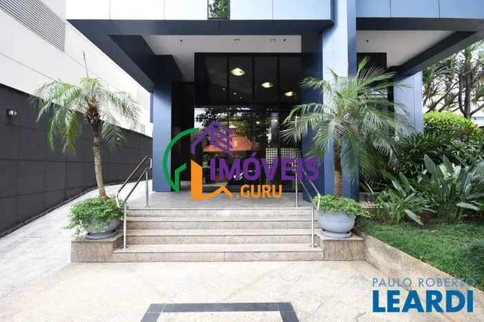 CONJ. COMERCIAL - PINHEIROS - SP